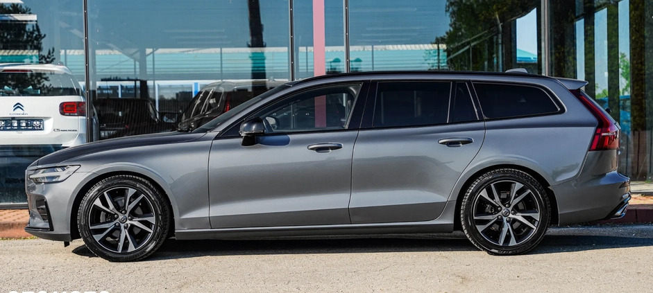 Volvo V60 cena 98900 przebieg: 157000, rok produkcji 2019 z Zalewo małe 781